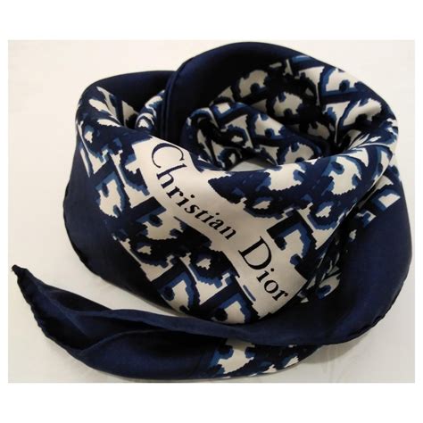 carre dior bleu|foulard carré de soie.